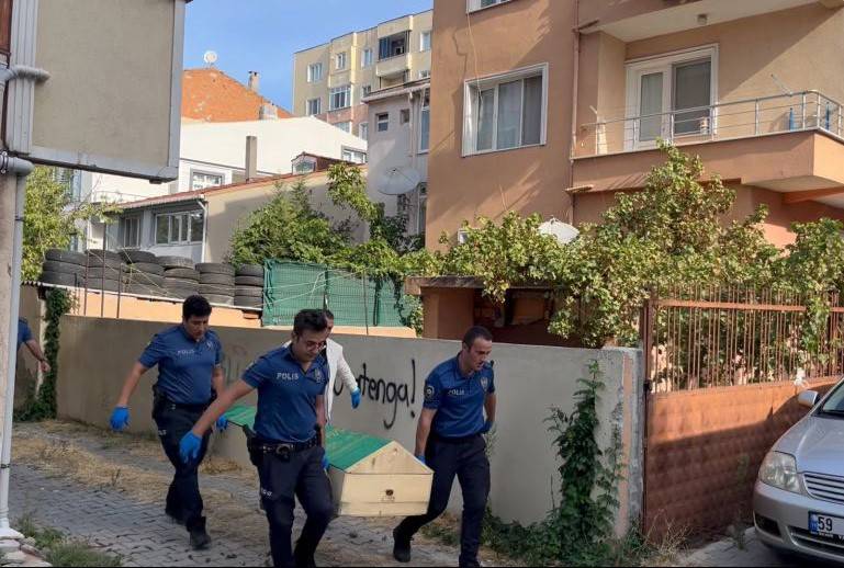 Silah sesleri uzman çavuşun evinden geldi! 29 yaşındaki kadın ölü bulundu 5